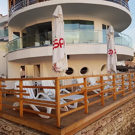 Hotel Delfini 3*