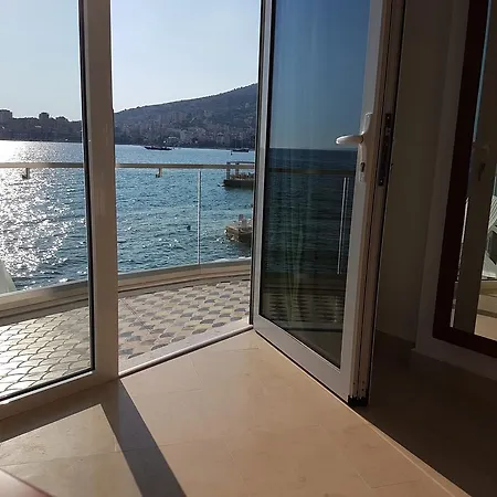 Delfini Hotel Sarandë